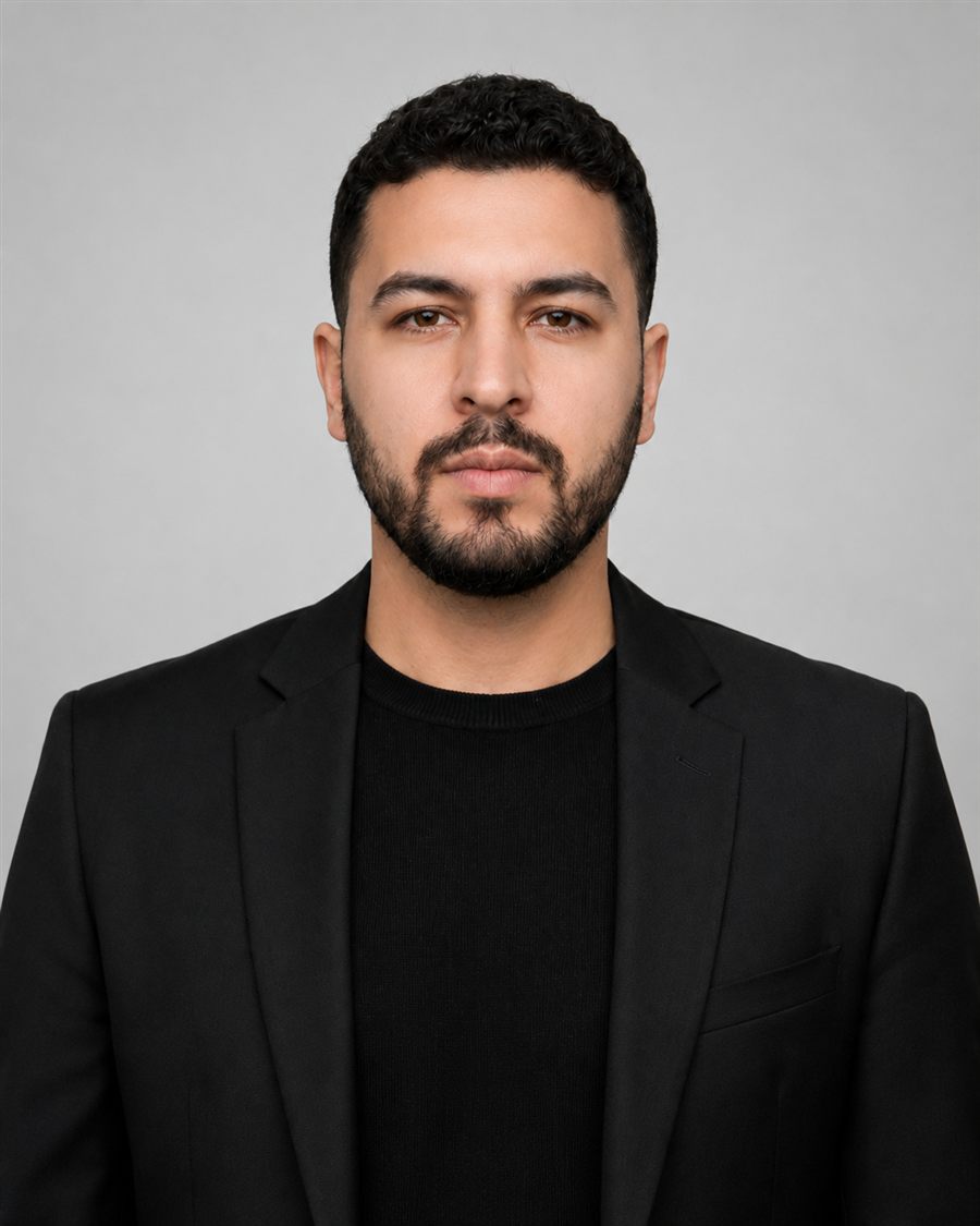 Andrés Atapuma, fundador de JAICODE, agencia de IA y marketing digital